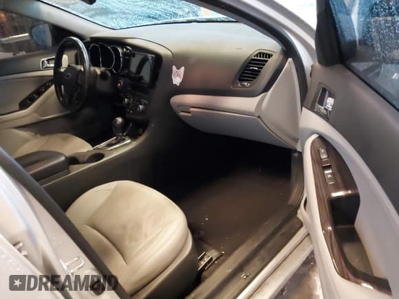 ✅ 2012 Kia Optima EX • VIN: 5XXGN4A66CG016507 • Lot: 43704984. Listed on IAAI with 170,800 mi. Free auction sales archive from the USA and detailed vehicle history report at DreamBid. Image 5.