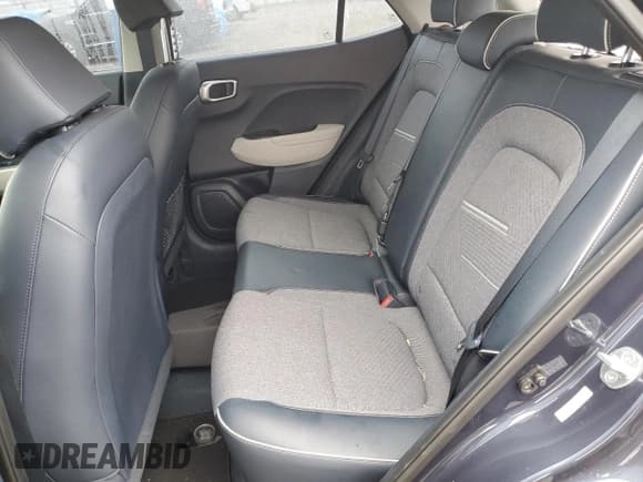 ✅ 2021 Hyundai Venue SEL • VIN: KMHRC8A37MU109121 • Lot: 84061614. Listed on Copart with 33,824 mi. Free auction sales archive from the USA and detailed vehicle history report at DreamBid. Image 10.