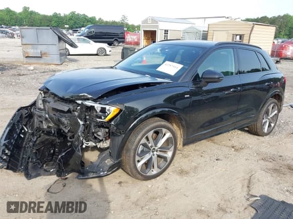 ✅ 2021 Audi Q3 S line Premium • VIN: WA1DECF3XM1147085 • Lot: 42287414. Wystawiony na IAAI z przebiegiem 26 320 mil. Bezpłatny archiwum sprzedaży aukcyjnych z USA i szczegółowy raport historii pojazdu na DreamBid. Zdjęcie 2.