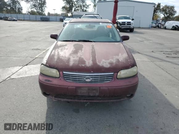 1998 Chevrolet Malibu LS z VIN 1G1NE52M0W6253001, wystawiony jako Copart lot #80629834 z przebiegiem Nie podano mil oraz Czysty tytuł • Clean title. Historia ofert i sprzedaży dostępna na DreamBid. Obrazek 5.