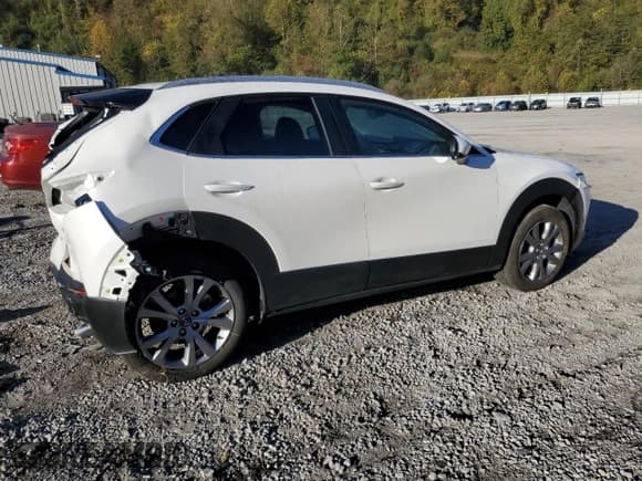 ✅ 2023 Mazda CX-30 S Carbon Edition • VIN: 3MVDMBCM8PM552724 • Lot: 89699825. Wystawiony na Copart z przebiegiem 15 381 mil. Bezpłatny archiwum sprzedaży aukcyjnych z USA i szczegółowy raport historii pojazdu na DreamBid. Zdjęcie 3.