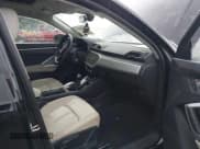 ✅ 2019 Audi Q3 Premium • VIN: WA1AECF34K1077471 • Lot: 42658213. Wystawiony na IAAI z przebiegiem 125 889 mil. Bezpłatny archiwum sprzedaży aukcyjnych z USA i szczegółowy raport historii pojazdu na DreamBid. Zdjęcie 5.