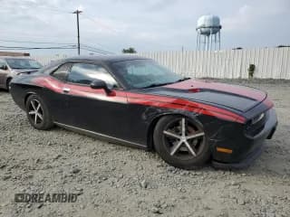 ✅ 2011 Dodge Challenger • VIN: 2B3CJ4DG1BH604441 • Lot: 68636954. Wystawiony na Copart z przebiegiem 247 340 mil. Bezpłatny archiwum sprzedaży aukcyjnych z USA i szczegółowy raport historii pojazdu na DreamBid. Zdjęcie 4.