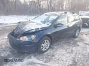 ✅ 2017 Volkswagen Golf S • VIN: 3VWC17AU0HM502498 • Lot: 41326696. Wystawiony na IAAI z przebiegiem 158 663 mil. Bezpłatny archiwum sprzedaży aukcyjnych z USA i szczegółowy raport historii pojazdu na DreamBid. Zdjęcie 2.