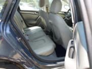 ✅ 2010 Audi A4 Premium Plus • VIN: WAUEFAFL8AN054143 • Lot: 42833312. Wystawiony na IAAI z przebiegiem 225 713 mil. Bezpłatny archiwum sprzedaży aukcyjnych z USA i szczegółowy raport historii pojazdu na DreamBid. Zdjęcie 8.