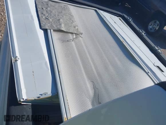 ✅ 2000 Dodge Dakota Sport • VIN: 1B7GL2AN6YS679879 • Лот: 37794003. Размещён на IAAI с пробегом 190 708 миль миль. Получите бесплатный доступ к архиву аукционных продаж из США и посмотрите подробный отчёт об истории автомобиля на DreamBid. Изображение 8.