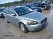 ✅ 2006 Volvo V50 2.4L • VIN: YV1MW382X62201399 • Lot: 42800646. Listed on IAAI with 170,364 mi. Free auction sales archive from the USA and detailed vehicle history report at DreamBid. Image 1.