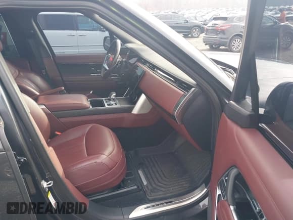 ✅ 2023 Land Rover Range Rover Autobiography • VIN: SALK1BE73PA035510 • Lot: 43745081. Wystawiony na IAAI z przebiegiem 16 397 mil. Bezpłatny archiwum sprzedaży aukcyjnych z USA i szczegółowy raport historii pojazdu na DreamBid. Zdjęcie 5.