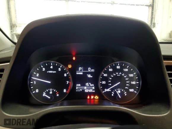 ✅ 2017 Hyundai Elantra SE • VIN: 5NPD84LF4HH023412 • Lot: 91296845. Listed on Copart with 155,425 mi. Free auction sales archive from the USA and detailed vehicle history report at DreamBid. Image 9.