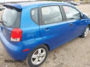 ✅ 2007 Chevrolet Aveo LS • VIN: KL1TD66647B748899 • Lot: 41126412. Wystawiony na IAAI z przebiegiem 124 187 mil. Bezpłatny archiwum sprzedaży aukcyjnych z USA i szczegółowy raport historii pojazdu na DreamBid. Zdjęcie 4.