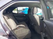 ✅ 2018 Chevrolet Equinox LT • VIN: 3GNAXJEV8JL389041 • Lot: 43279615. Wystawiony na IAAI z przebiegiem 89 855 mil. Bezpłatny archiwum sprzedaży aukcyjnych z USA i szczegółowy raport historii pojazdu na DreamBid. Zdjęcie 8.