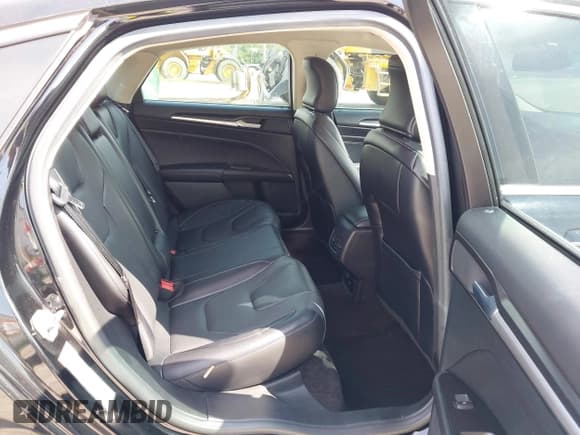 ✅ 2017 Ford Fusion Hybrid Titanium • VIN: 3FA6P0RU2HR360481 • Лот: 42902061. Опубликован ранее на IAAI с пробегом 88 086 миль. Бесплатный доступ к архиву аукционных продаж из США и подробный отчёт об истории автомобиля на DreamBid. Изображение 8.