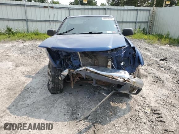 ✅ 2005 Chevrolet Colorado LS Z71 • VIN: 1GCDT196X58154987 • Лот: 66869514. Опубликован ранее на Copart с пробегом Не указан. Бесплатный доступ к архиву аукционных продаж из США и подробный отчёт об истории автомобиля на DreamBid. Изображение 5.