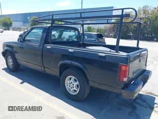 1996 Dodge Dakota SLT z VIN 1B7FL26X0TW703441, wystawiony jako IAAI lot #42859049 z przebiegiem 179 462 mil mil oraz . Historia ofert i sprzedaży dostępna na DreamBid. Obrazek 3.