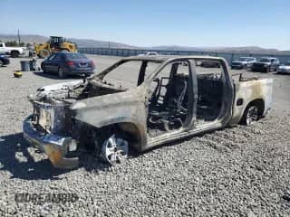 2021 Chevrolet Silverado 1500 LT z VIN 3GCUYDED7MG368593, wystawiony jako Copart lot #68772365 z przebiegiem Nie podano mil oraz Nie do naprawy • Non repairable. Historia ofert i sprzedaży dostępna na DreamBid. Obrazek 1.