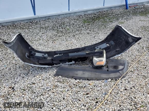 ✅ 2013 Dodge Avenger R/T • VIN: 1C3CDZBG8DN562256 • Лот: 74996474. Опубликован ранее на Copart с пробегом Не указан. Бесплатный доступ к архиву аукционных продаж из США и подробный отчёт об истории автомобиля на DreamBid. Изображение 12.