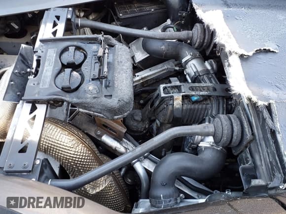 ✅ 2019 McLaren 570S • VIN: SBM13FAA2KW006203 • Lot: 42173587. Wystawiony na IAAI z przebiegiem 26 689 mil. Bezpłatny archiwum sprzedaży aukcyjnych z USA i szczegółowy raport historii pojazdu na DreamBid. Zdjęcie 6.