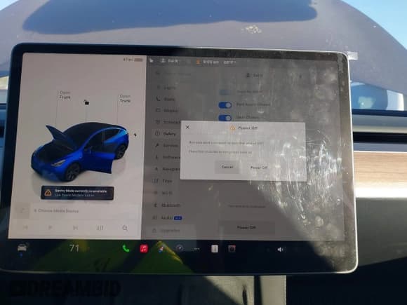 ✅ 2024 Tesla Model Y Long Range • VIN: 7SAYGDEE9RA305070 • Lot: 43440025. Listed on IAAI with 15,355 mi. Free auction sales archive from the USA and detailed vehicle history report at DreamBid. Image 17.