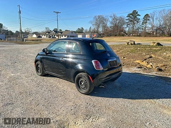 ✅ 2015 FIAT 500 Pop • VIN: 3C3CFFAR4FT750030 • Лот: 97103705. Опубликован ранее на Copart с пробегом 106 759 миль. Бесплатный доступ к архиву аукционных продаж из США и подробный отчёт об истории автомобиля на DreamBid. Изображение 3.