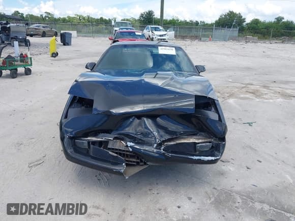 ✅ 1987 Pontiac Firebird • VIN: 1G2FS21H1HN230959 • Лот: 42983630. Опубликован ранее на IAAI с пробегом 189 642 миль. Бесплатный доступ к архиву аукционных продаж из США и подробный отчёт об истории автомобиля на DreamBid. Изображение 12.