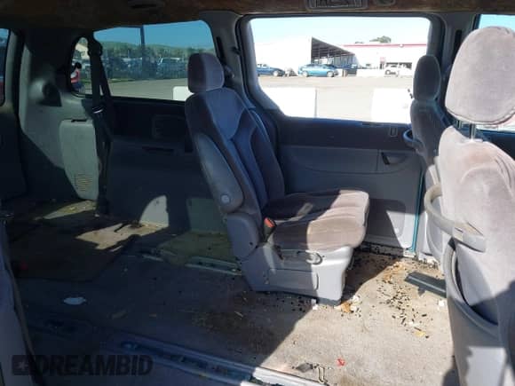 1996 Dodge Caravan SE с VIN 1B4GP44R0TB386449, выставлен на аукционе IAAI как лот 41949313 с пробегом 305 625 миль миль и . История ставок и продаж доступна на DreamBid. Изображение 8.