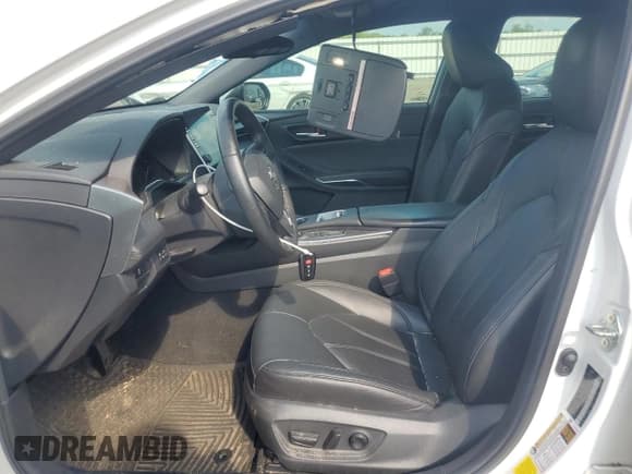 ✅ 2021 Toyota Avalon XLE • VIN: 4T1JZ1FB5MU058236 • Lot: 66069265. Listed on Copart with 61,737 mi. Free auction sales archive from the USA and detailed vehicle history report at DreamBid. Image 7.