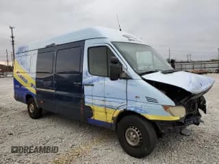 ✅ 2004 Dodge Sprinter • VIN: WD2PD744545699979 • Lot: 78576914. Listed on Copart with Not provided. Free auction sales archive from the USA and detailed vehicle history report at DreamBid. Image 4.