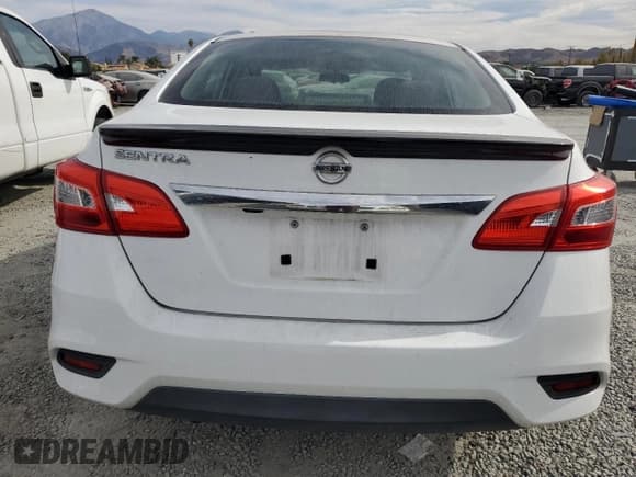 ✅ 2018 Nissan Sentra SV • VIN: 3N1AB7AP0JY280242 • Lot: 92131545. Listed on Copart with 84,733 mi. Free auction sales archive from the USA and detailed vehicle history report at DreamBid. Image 6.