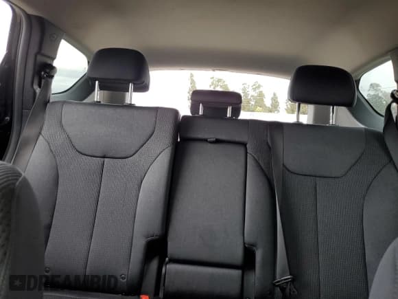 ✅ 2021 Hyundai Santa Fe SEL • VIN: 5NMS2DAJ4MH323944 • Lot: 45516584. Wystawiony na Copart z przebiegiem 73 432 mil. Bezpłatny archiwum sprzedaży aukcyjnych z USA i szczegółowy raport historii pojazdu na DreamBid. Zdjęcie 10.