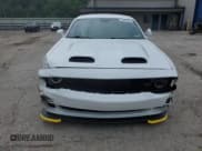 ✅ 2020 Dodge Challenger SRT Hellcat Widebody • VIN: 2C3CDZC98LH113893 • Lot: 57407034. Wystawiony na Copart z przebiegiem 27 947 mil. Bezpłatny archiwum sprzedaży aukcyjnych z USA i szczegółowy raport historii pojazdu na DreamBid. Zdjęcie 5.