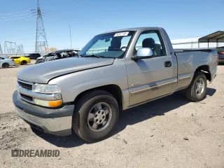 2000 Chevrolet Silverado 1500 LS with VIN 1GCEC14W6YZ253008, listed as a Copart auction lot 56347145 with 376,076 mi miles and Salvage title. Bid and sale history available at DreamBid. Image 1.