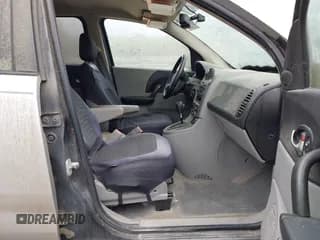 ✅ 2004 Saturn VUE V6 • VIN: 5GZCZ63474S894592 • Lot: 42531230. Wystawiony na IAAI z przebiegiem 173 306 mil. Bezpłatny archiwum sprzedaży aukcyjnych z USA i szczegółowy raport historii pojazdu na DreamBid. Zdjęcie 5.