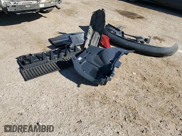 ✅ 2013 Toyota RAV4 LE • VIN: JTMBFREV9D5005769 • Лот: 92500195. Опубликован ранее на Copart с пробегом 192 988 миль. Бесплатный доступ к архиву аукционных продаж из США и подробный отчёт об истории автомобиля на DreamBid. Изображение 12.