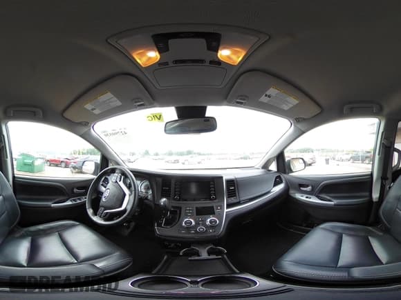 ✅ 2018 Toyota Sienna SE • VIN: 5TDXZ3DC1JS919062 • Lot: 42790530. Listed on IAAI with 107,040 mi. Free auction sales archive from the USA and detailed vehicle history report at DreamBid. Image 18.