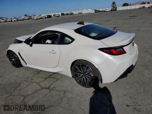 ✅ 2023 Toyota 86 • VIN: JF1ZNBB1XP9765805 • Lot: 80976755. Listed on Copart with 19,323 mi. Free auction sales archive from the USA and detailed vehicle history report at DreamBid. Image 2.