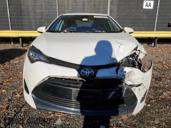 ✅ 2017 Toyota Corolla L • VIN: 5YFBURHE6HP660725 • Lot: 91771325. Listed on Copart with 95,271 mi. Free auction sales archive from the USA and detailed vehicle history report at DreamBid. Image 5.