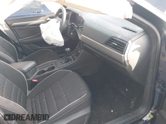 ✅ 2022 Volkswagen Jetta Sport • VIN: 3VWBM7BU2NM033511 • Lot: 42702187. Listed on IAAI with 36,284 mi. Free auction sales archive from the USA and detailed vehicle history report at DreamBid. Image 5.