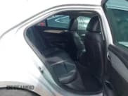 ✅ 2015 Cadillac ATS Luxury RWD • VIN: 1G6AB5R35F0117304 • Lot: 41523433. Wystawiony na IAAI z przebiegiem 126 805 mil. Bezpłatny archiwum sprzedaży aukcyjnych z USA i szczegółowy raport historii pojazdu na DreamBid. Zdjęcie 8.