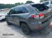 2020 Jeep Grand Cherokee Altitude z VIN 1C4RJEAG0LC182573, wystawiony jako IAAI lot #42623128 z przebiegiem 106 817 mil mil oraz . Historia ofert i sprzedaży dostępna na DreamBid. Obrazek 3.