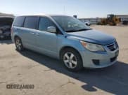 ✅ 2009 Volkswagen Routan SEL • VIN: 2V8HW54X59R601482 • Lot: 68299245. Listed on Copart with 179,564 mi. Free auction sales archive from the USA and detailed vehicle history report at DreamBid. Image 4.