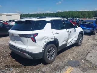 ✅ 2025 Chevrolet Equinox FWD LT • VIN: 3GNAXHEG7SL102901 • Lot: 42278835. Wystawiony na IAAI z przebiegiem 23 000 mil. Bezpłatny archiwum sprzedaży aukcyjnych z USA i szczegółowy raport historii pojazdu na DreamBid. Zdjęcie 4.