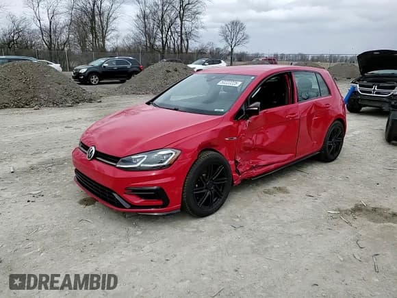 ✅ 2019 Volkswagen Golf R • VIN: WVWVA7AU6KW228534 • Lot: 50222225. Wystawiony na Copart z przebiegiem 52 338 mil. Bezpłatny archiwum sprzedaży aukcyjnych z USA i szczegółowy raport historii pojazdu na DreamBid. Zdjęcie 11.