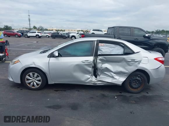 ✅ 2014 Toyota Corolla LE Plus • VIN: 2T1BURHE2EC064605 • Lot: 43257716. Listed on IAAI with 146,161 mi. Free auction sales archive from the USA and detailed vehicle history report at DreamBid. Image 14.