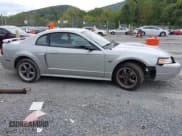 ✅ 2001 Ford Mustang GT Deluxe • VIN: 1FAFP42X31F119351 • Lot: 43125383. Wystawiony na IAAI z przebiegiem Nie podano. Bezpłatny archiwum sprzedaży aukcyjnych z USA i szczegółowy raport historii pojazdu na DreamBid. Zdjęcie 13.