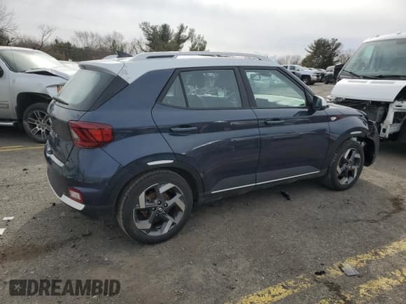✅ 2021 Hyundai Venue Denim • VIN: KMHRC8A30MU081694 • Lot: 45581565. Listed on Copart with 88,034 mi. Free auction sales archive from the USA and detailed vehicle history report at DreamBid. Image 3.