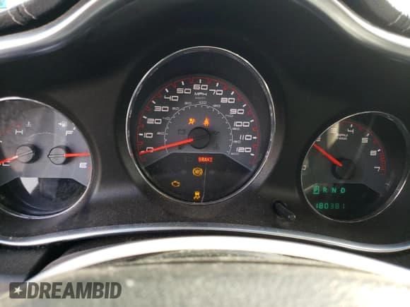 ✅ 2014 Dodge Avenger SE • VIN: 1C3CDZAG1EN174840 • Лот: 79826304. Опубликован ранее на Copart с пробегом 180 381 миль. Бесплатный доступ к архиву аукционных продаж из США и подробный отчёт об истории автомобиля на DreamBid. Изображение 9.