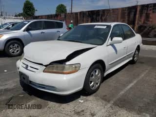 2001 Honda Accord EX z VIN JHMCG56681C013546, wystawiony jako Copart lot #66772375 z przebiegiem 268 315 mil mil oraz Szkoda całkowita • Salvage title. Historia ofert i sprzedaży dostępna na DreamBid. Obrazek 1.