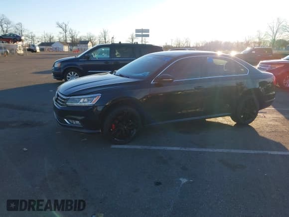 ✅ 2018 Volkswagen Passat SE • VIN: 1VWBA7A36JC012240 • Lot: 43795846. Listed on IAAI with 168,009 mi. Free auction sales archive from the USA and detailed vehicle history report at DreamBid. Image 17.