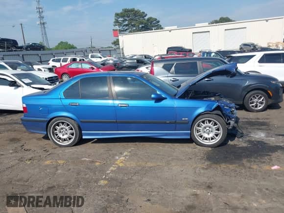 1998 BMW 3 Series M3s with VIN WBSCD9324WEE08785, listed as a IAAI auction lot 42065988 with 202,400 mi miles and . Bid and sale history available at DreamBid. Image 13.
