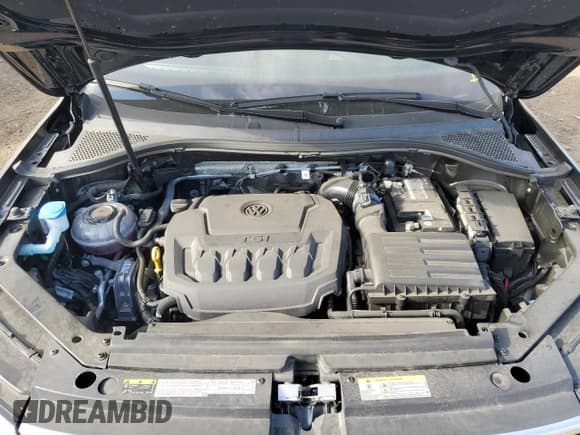 ✅ 2021 Volkswagen Tiguan SE • VIN: 3VV2B7AX2MM097343 • Lot: 93000265. Wystawiony na Copart z przebiegiem 20 047 mil. Bezpłatny archiwum sprzedaży aukcyjnych z USA i szczegółowy raport historii pojazdu na DreamBid. Zdjęcie 11.